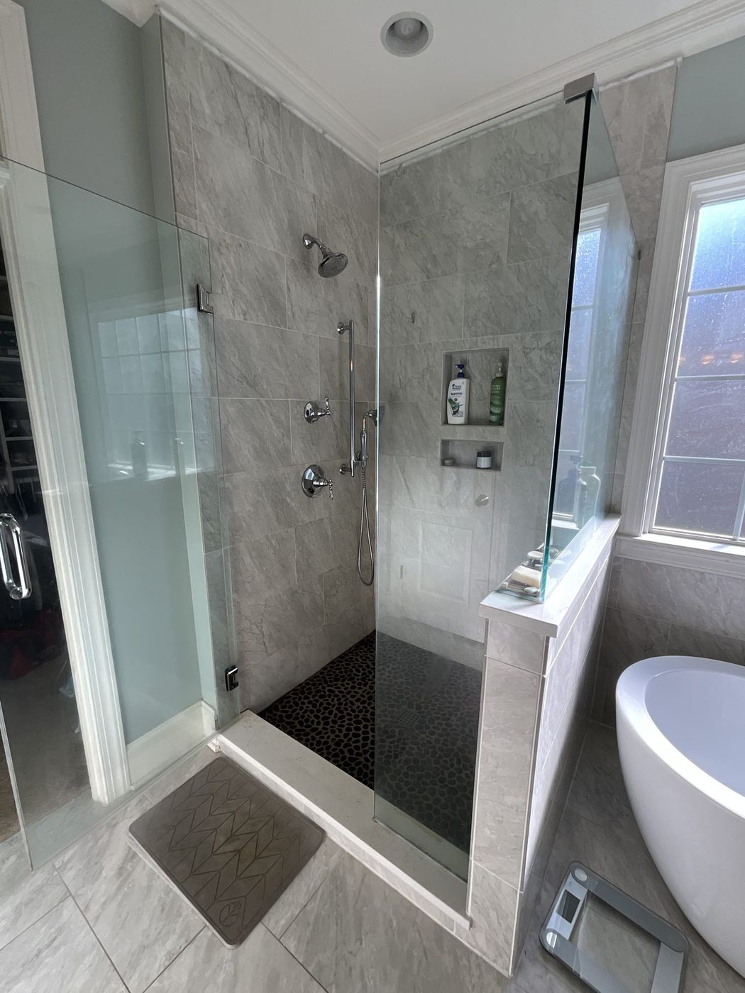 Master bathroom before remodel by Tile Yoda in Five Forks, SC